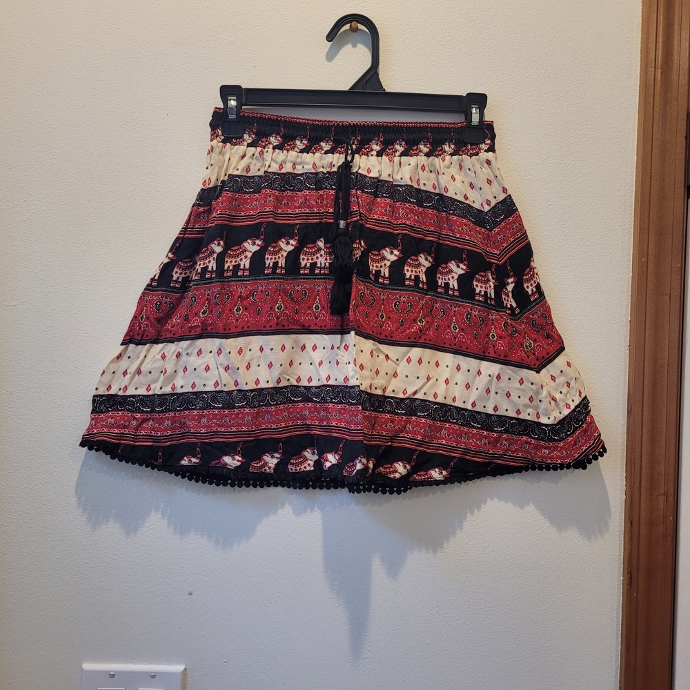 H&M Coachella Red and Black Patterned Skater Skirt With Elephants